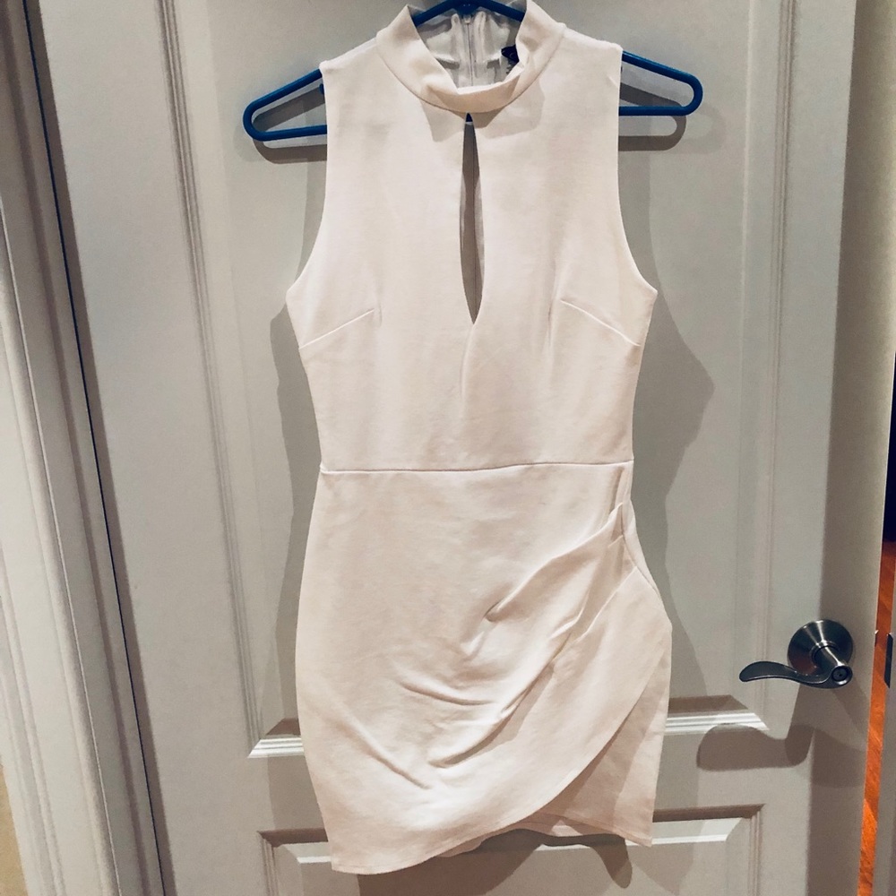 NWT Windsor cream mini dress size M